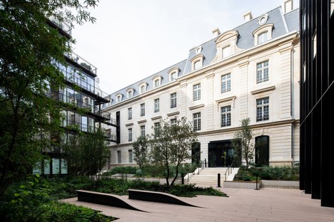 PCA-STREAM: Laborde, conversion of the barracks of the royal guard in Paris into office space
