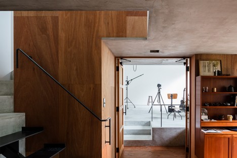 FORM/Kouichi Kimura Architects: Photographer’s house in Japan
