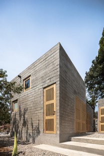 Dosa Studio + Rojkind Arquitectos: House for Rosario, Ocuilan
