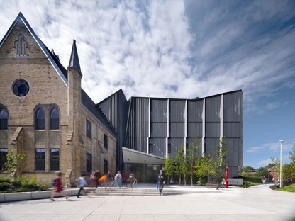 NADAAA: Daniels Building at the University of Toronto<br />
