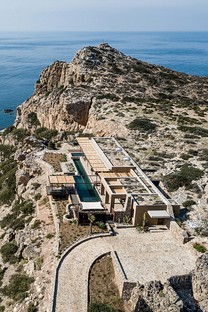 Paly Architects design a luxury residence above the sea in Livadia, Crete
