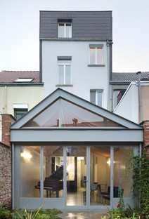Bovenbouw: Renovation of a home on Lovelingstraat, Antwerp
