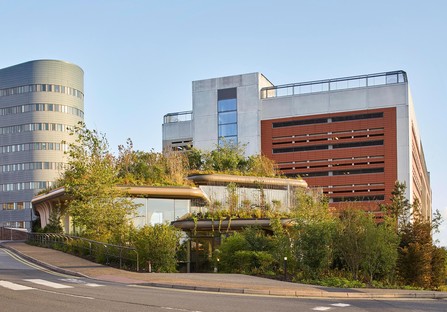 Heatherwick Studio has completed the new Maggie’s Centre in Leeds
