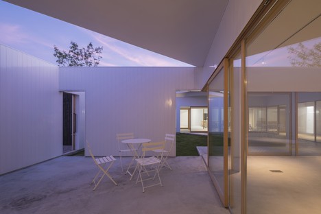 Tato Architects: house with office in Hofu
