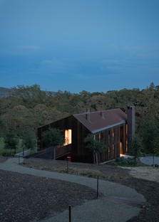 Faulkner: Big Barn, a holiday bunkhouse in the Napa Valley
