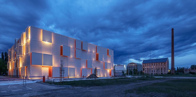 Hatvan Multifunctional Sports and Events Hall by Napur Architect
