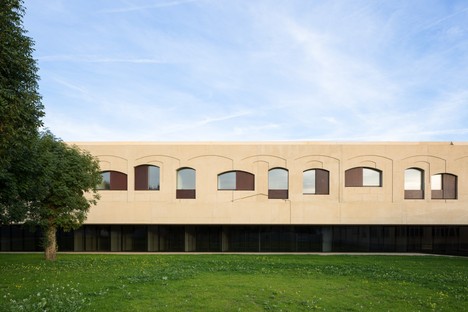 Vaillo+Irigaray: Expansion of a psychiatric centre in Pamplona

