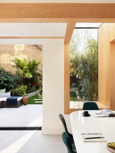 Architect Amos Goldreich has designed an extension for a “House for a Gardener” in Stroud Green, London
