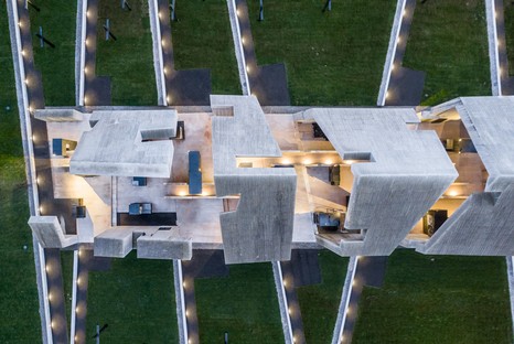 Nizio Design International: Mausoleum of Martyrdom in Michniów
