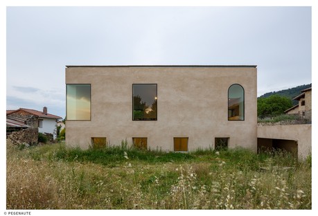 Lecumberri Cidoncha Architects: Casa RE in Lérruz, Navarra, Spain
