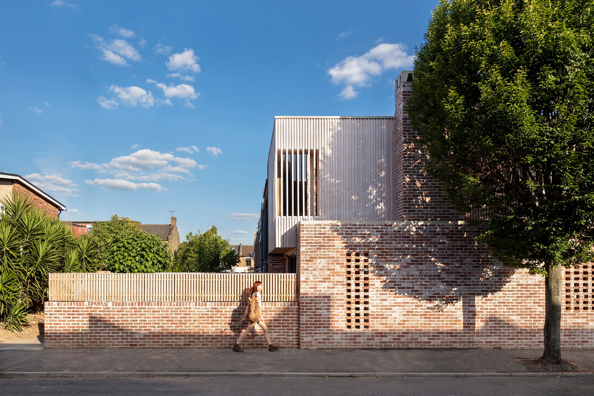 McMahon Architecture: House in Leyton, London
