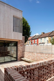 McMahon Architecture: House in Leyton, London
