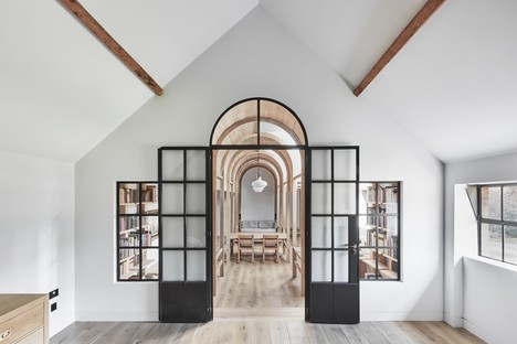 Crawshaw Architects: The library, Stanbridge Mill Farm, Dorset
