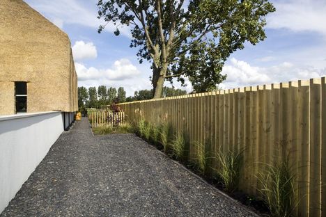 Sustainable architecture: a straw house