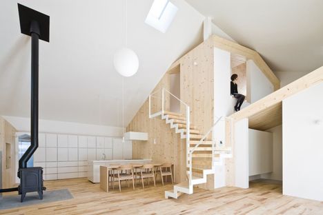 Yoshichika Takagi: wooden home in Sapporo
