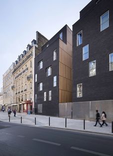 LAN: student residences in Paris

