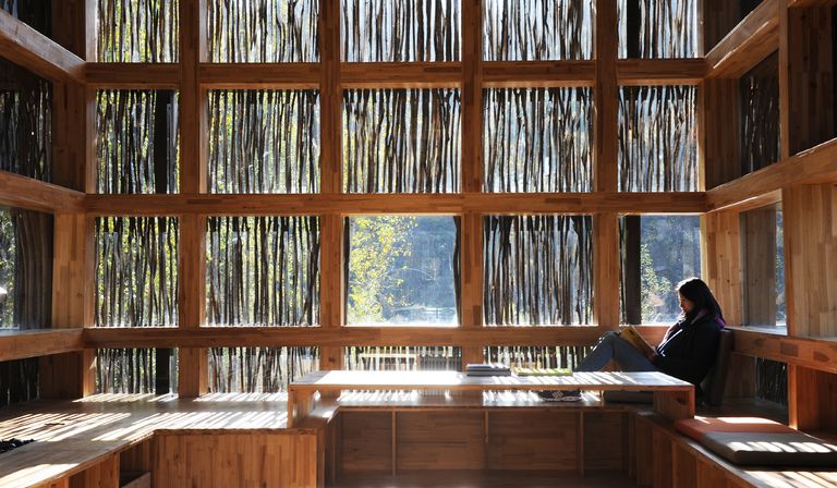 Li Xiaodong: library in the woods
