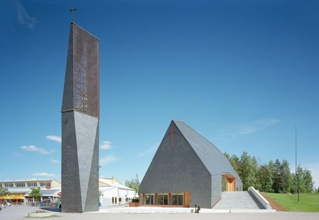 Lassila Hirvilammi: church in Jyväskylä
