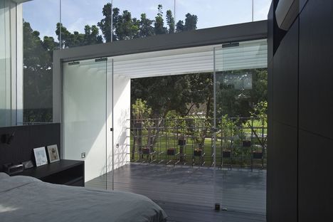 Chang Architects: house surrounded by nature in Singapore
