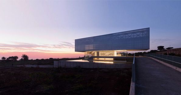 GPY arquitectos: SEGAI Research Centre in Tenerife
