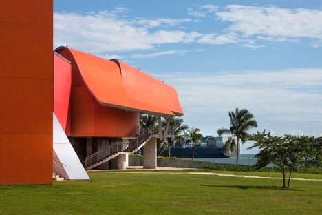 BioMuseo in Panama by Frank Gehry