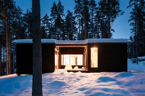Kettukallio, a lakeside cabin in Finland