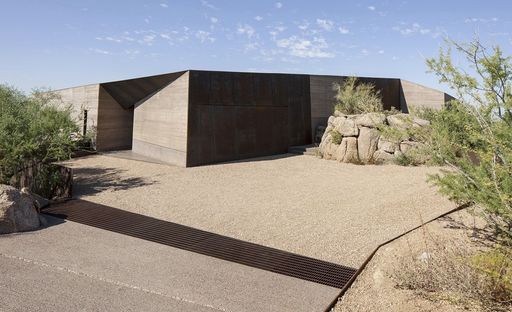 Wendell Burnette Architects and Desert Courtyard House