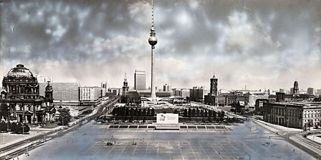 Radikal Modern Exhibition in Berlin