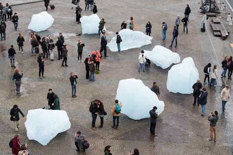 Ice Watch Paris by Olafur Eliasson for Paris COP21