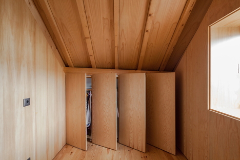 Tiago do Vale Architects and the Three Cusps Chalet