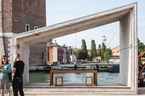 SUMMARY and infrastructure-structure-architecture in Venice