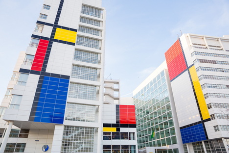 Tribute to Mondrian on an urban scale, Den Haag