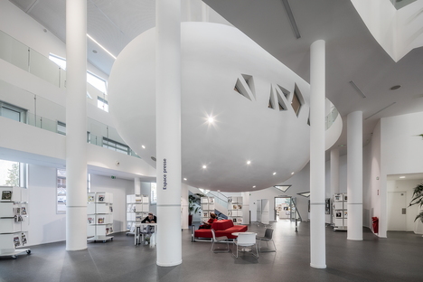 Jean-Pierre Lott has designed the new media library of Vitrolles