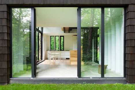 A cottage in the forest by YH2