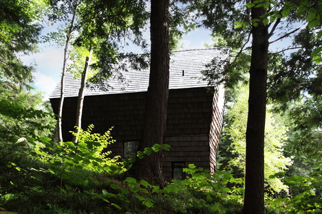 A cottage in the forest by YH2