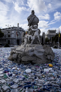 Plastic Islands, an installation by Luz Interruptus