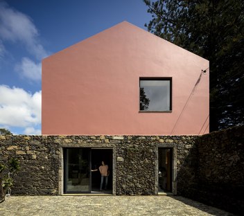 Pink House, a conversion by Mezzo Atelier