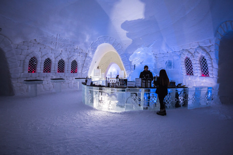 SnowVillage Finland, Game of Thrones made of ice