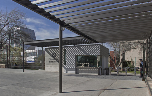 Urbánika and the new entrance to the Chihuahua Campus of ITESM