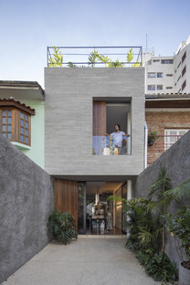 Pirajá House by Estúdio BRA Arquitectura
