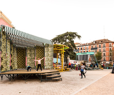 TANDEM, an energy self-sufficient public space