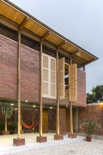 Natura Futura Arquitectura and Casa Zancos