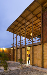 Natura Futura Arquitectura and Casa Zancos