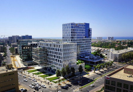 LEED Gold and Silver for the Apple R&D Center by Yashar Architects