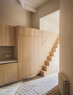 Cabinet Studio Apartment by Anna and Eugeni Bach