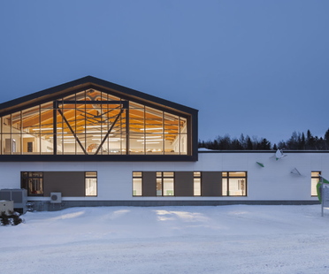 PROULXSAVARD and CCM2 architects, a school extension