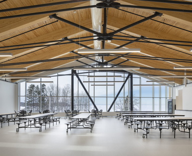 PROULXSAVARD and CCM2 architects, a school extension