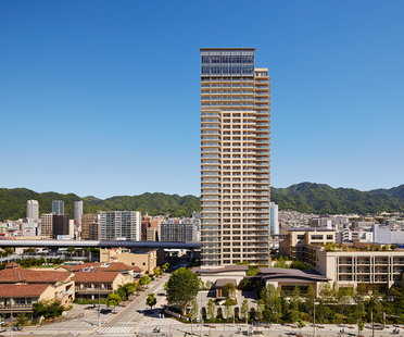 Sun City Kobe Tower by Richard Beard Architects
