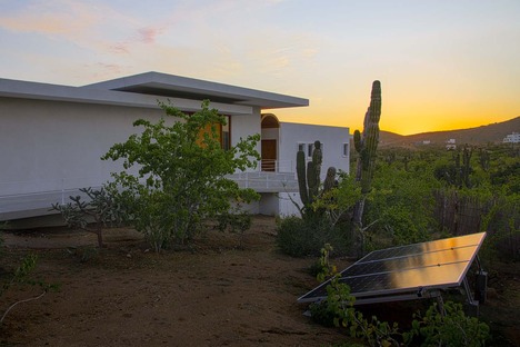 Casa Nivana, a desert hideaway by RED Arquitectos