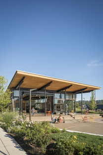 Kenmore Hangar by Graham Baba Architects